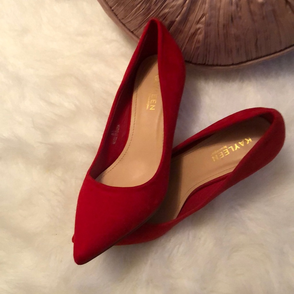 Women Mid-heel pump!!!